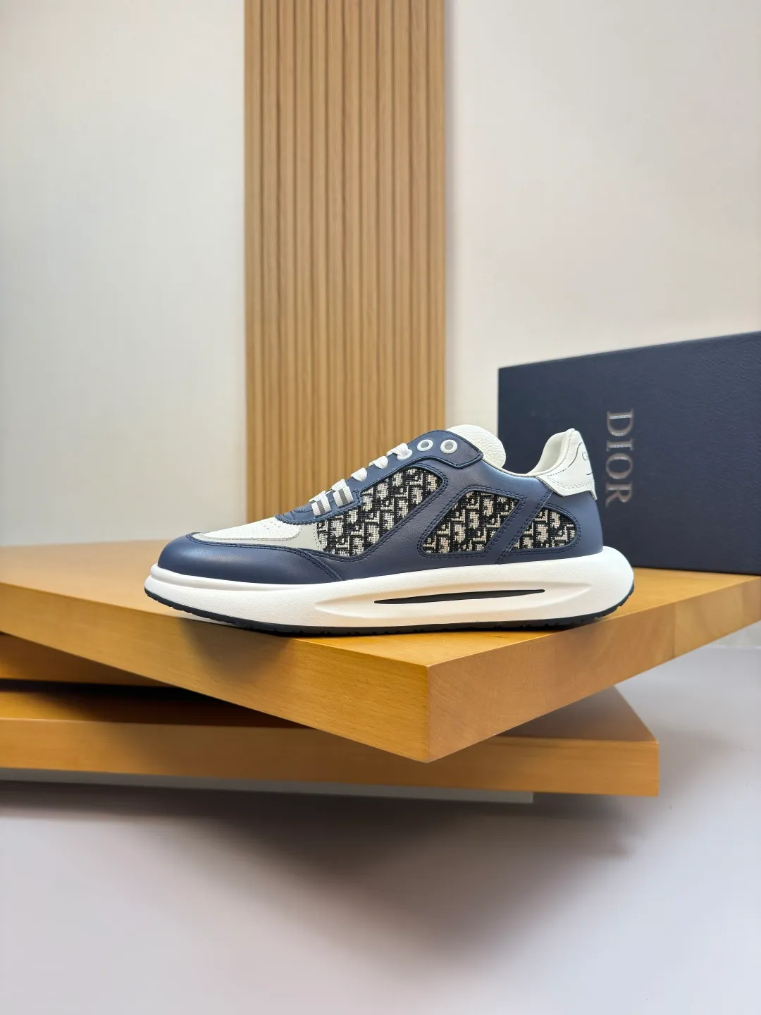 [Dior] Dior P780 men's shoes💰 - High-end quality original order·Casual sports shoes - Upper: 🔝Nappa calfskin, perforated calfskin, brand totem canvas cloth, tongue. Heel. Silk-printed high-frequency brand logo - Inner: water-dyed cowhide, foot pad; brand canvas - Outsole: ultra-light TPU. Rubber foam; two-color molded outsole -Ultra-high quality control·Fine workmanship: outstanding (high-end·nobility·grade) -Size: 39-44 (38, 45, can be customized)·DR0181